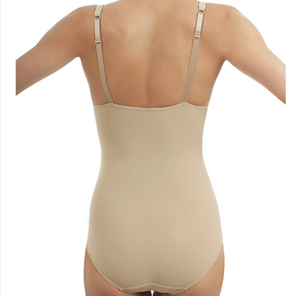 New Wacoal Try a Little Slenderness Bodysuit
801165 with tags Tan/toast 36C⭐️⭐️ - Picture 3 of 17